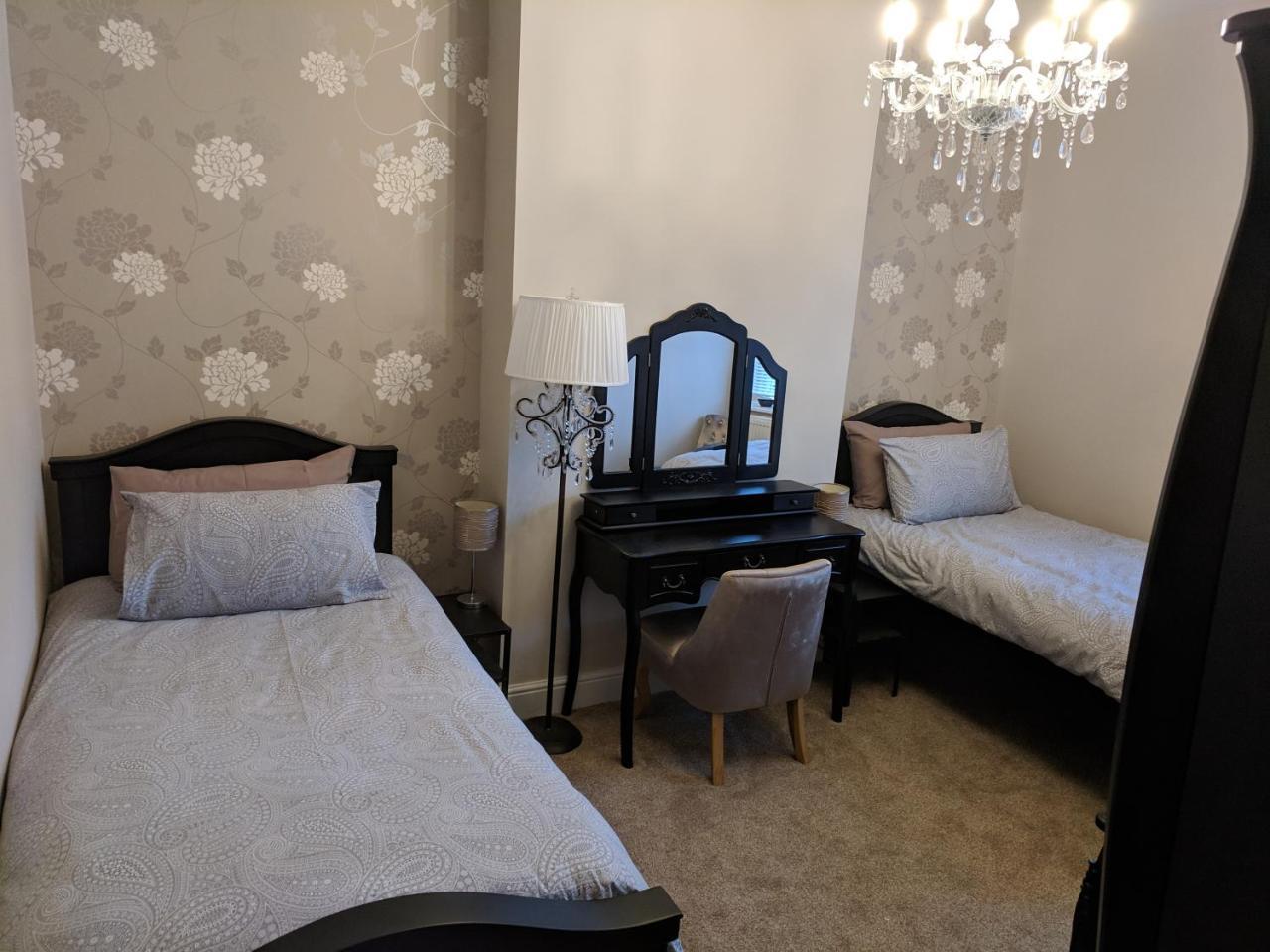 Lion House Bed & Breakfast With Restaurant Combe Martin Kültér fotó