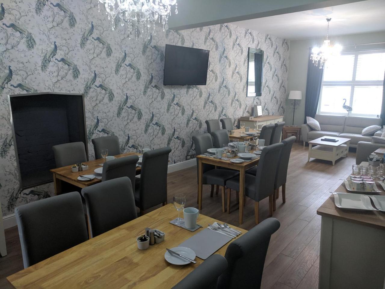 Lion House Bed & Breakfast With Restaurant Combe Martin Kültér fotó